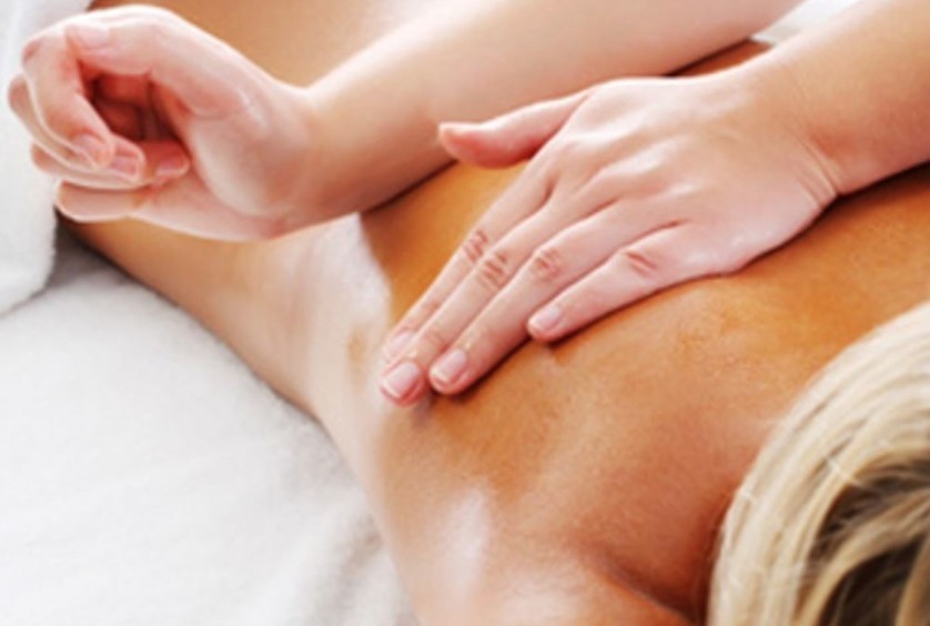 Hawaiian Lomi Lomi Massage (ALOHA)