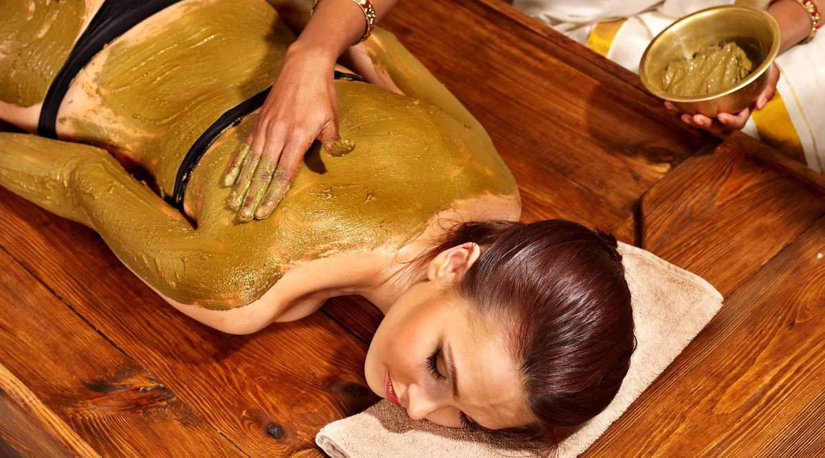 Аyurvedic massage SAUNDARJA